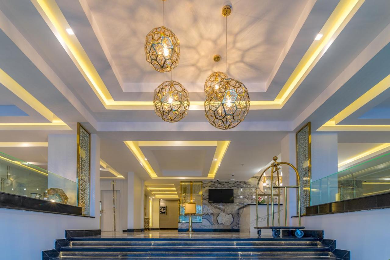 South Hotel Suites Khamis Mushait Exterior photo