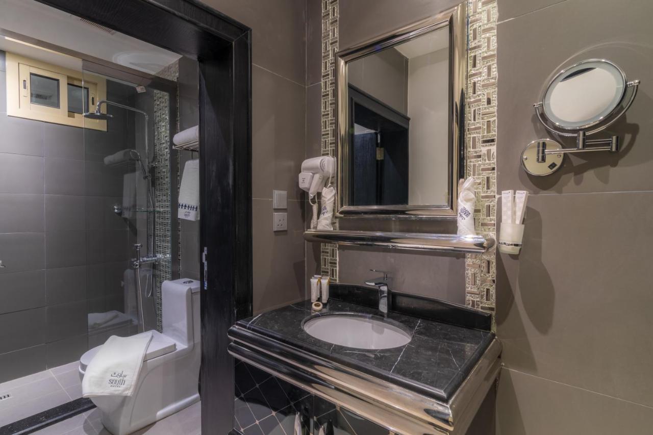 South Hotel Suites Khamis Mushait Exterior photo